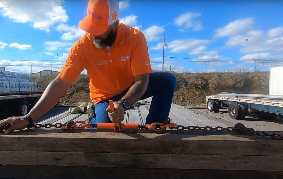 Header Boards on Trucks Enhancing Safety and Cargo Management